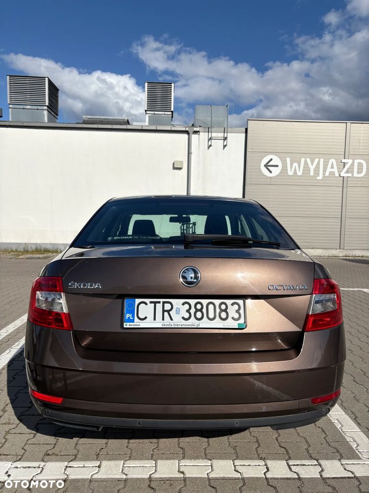 Skoda Octavia 1.4 TSI Ambition - 9