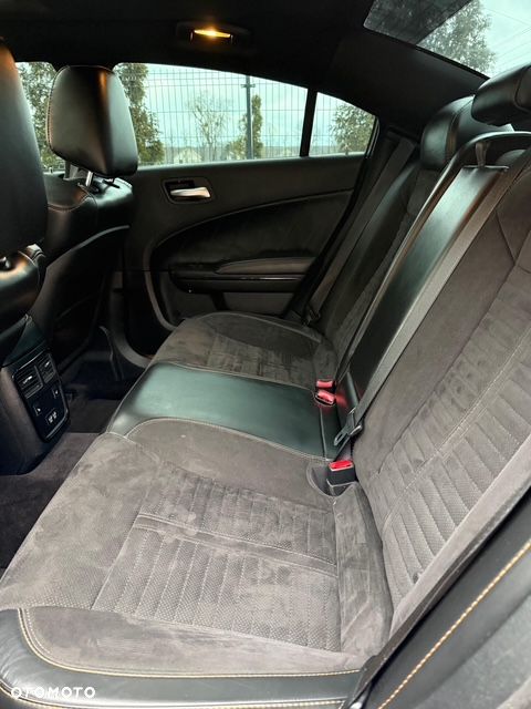 Dodge Charger Automatik SRT 392 - 35