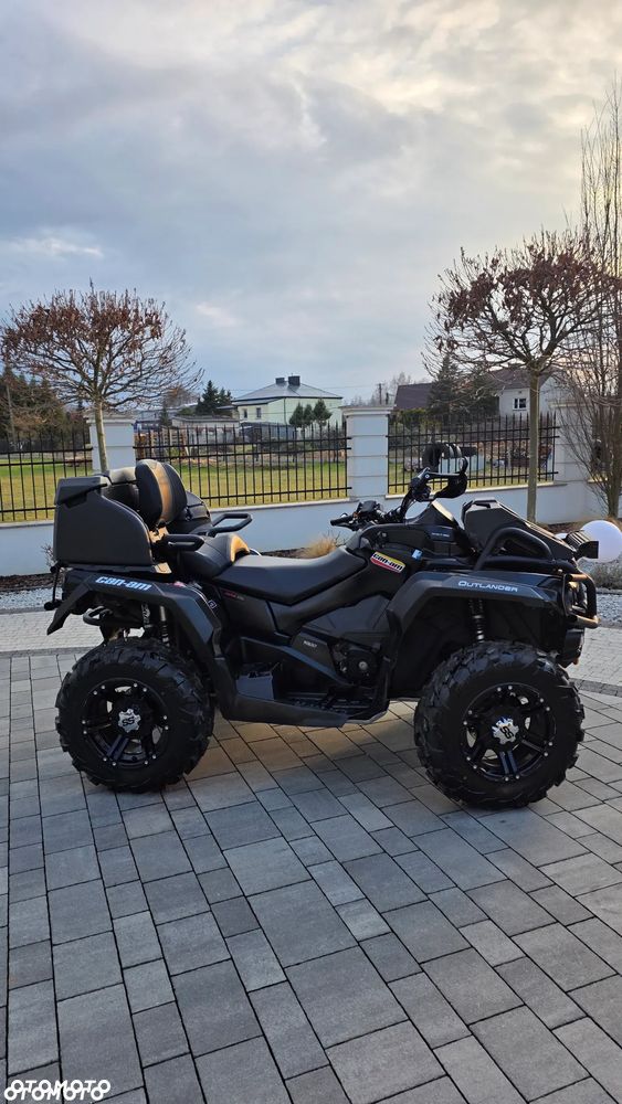 Can-Am Outlander Max - 3