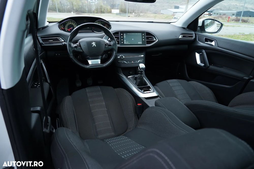 Peugeot 308 PureTech 130 Stop & Start GT-Line Edition - 9