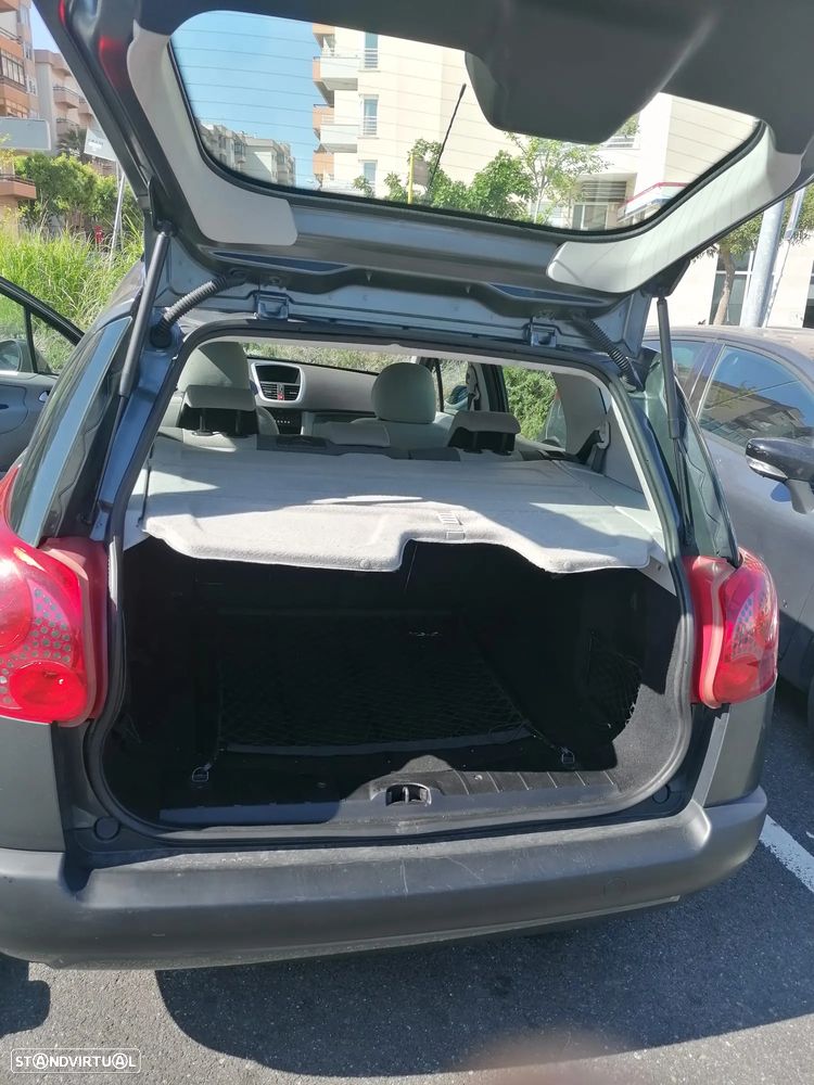 Peugeot 207 SW 1.4 Trendy - 10