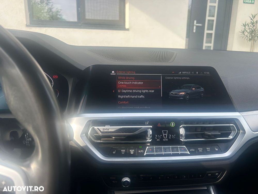 BMW Seria 3 330d Aut. Sport Line - 23