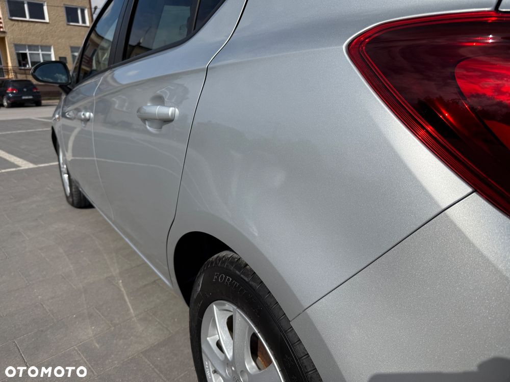 Opel Corsa 1.4 Cosmo - 22