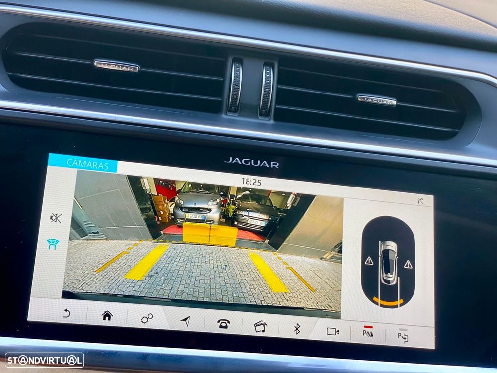 Jaguar I-Pace - 22