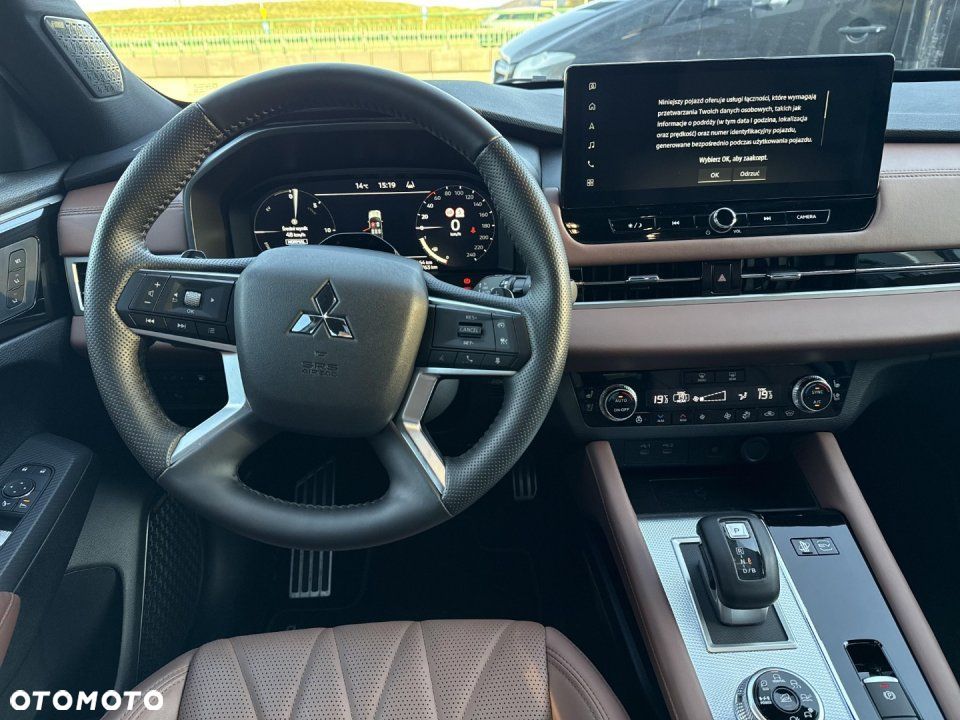 Mitsubishi Outlander - 13