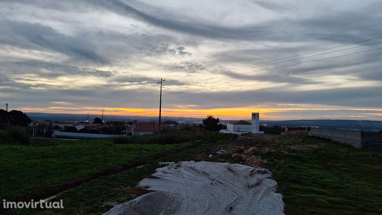 Moradia, 152 m², Caldas da Rainha - Nossa Senhora do Pópulo, Coto e São Gregório - Grande imagem: 5/8