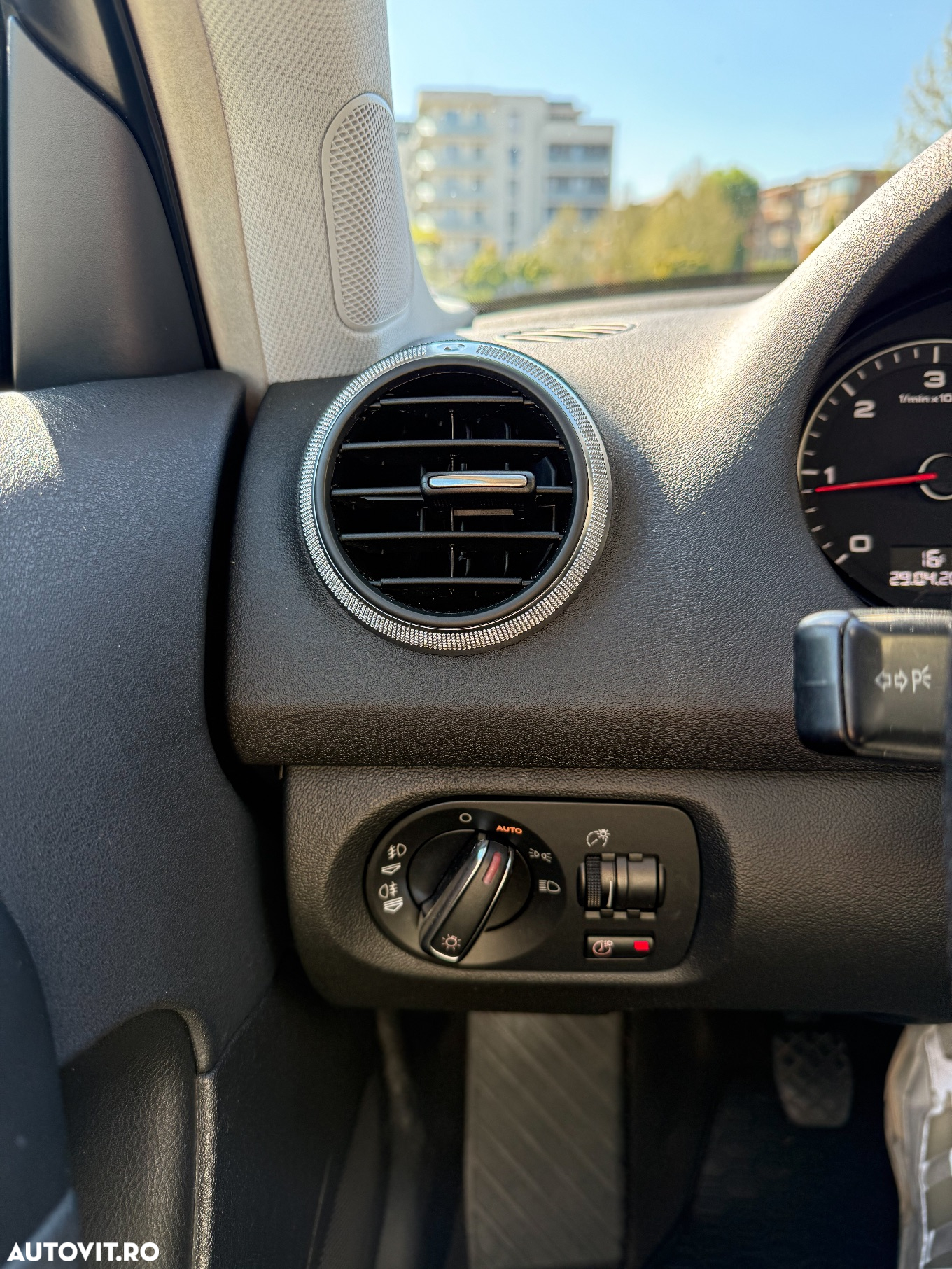 Audi A3 Sportback 2.0 TDI Ambiente - 18