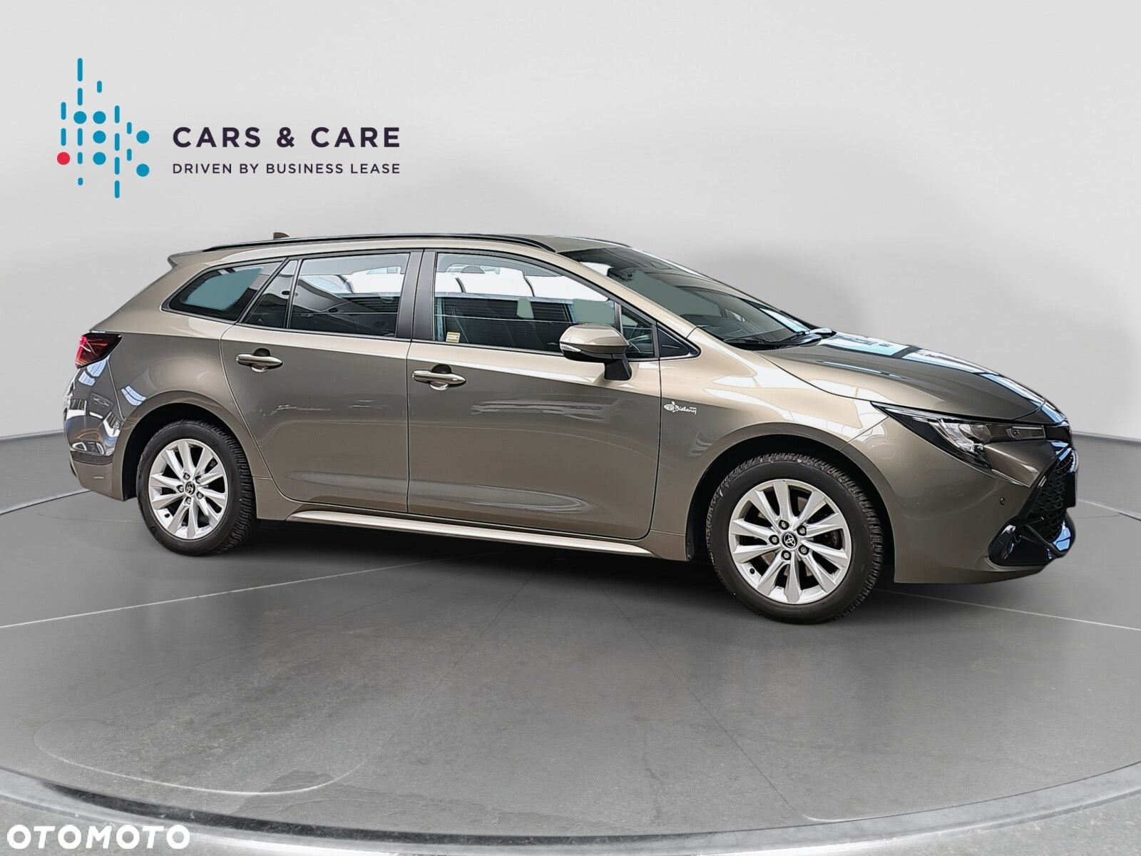 Toyota Corolla 2.0 Hybrid Comfort - 28