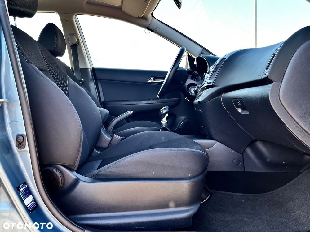 Hyundai i30 i30cw 1.4 FIFA WM Edition - 9