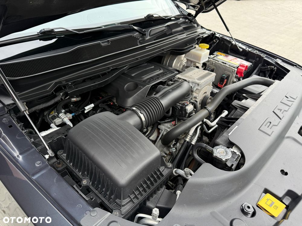 Dodge RAM 5.7 4x4 - 39