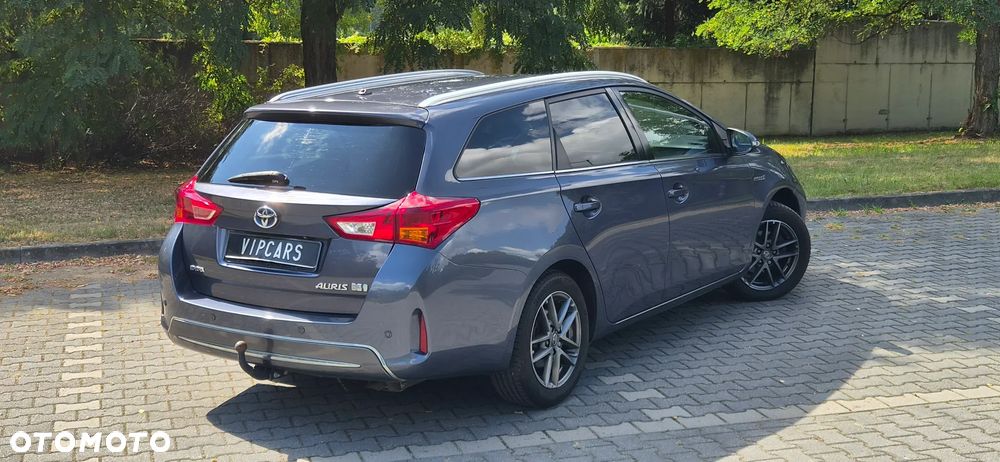 Toyota Auris 1.8 HSD Luna - 11