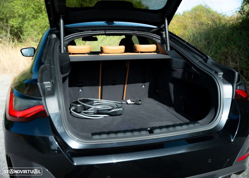BMW i4 eDrive40 Pack Desportivo M Pro - 9