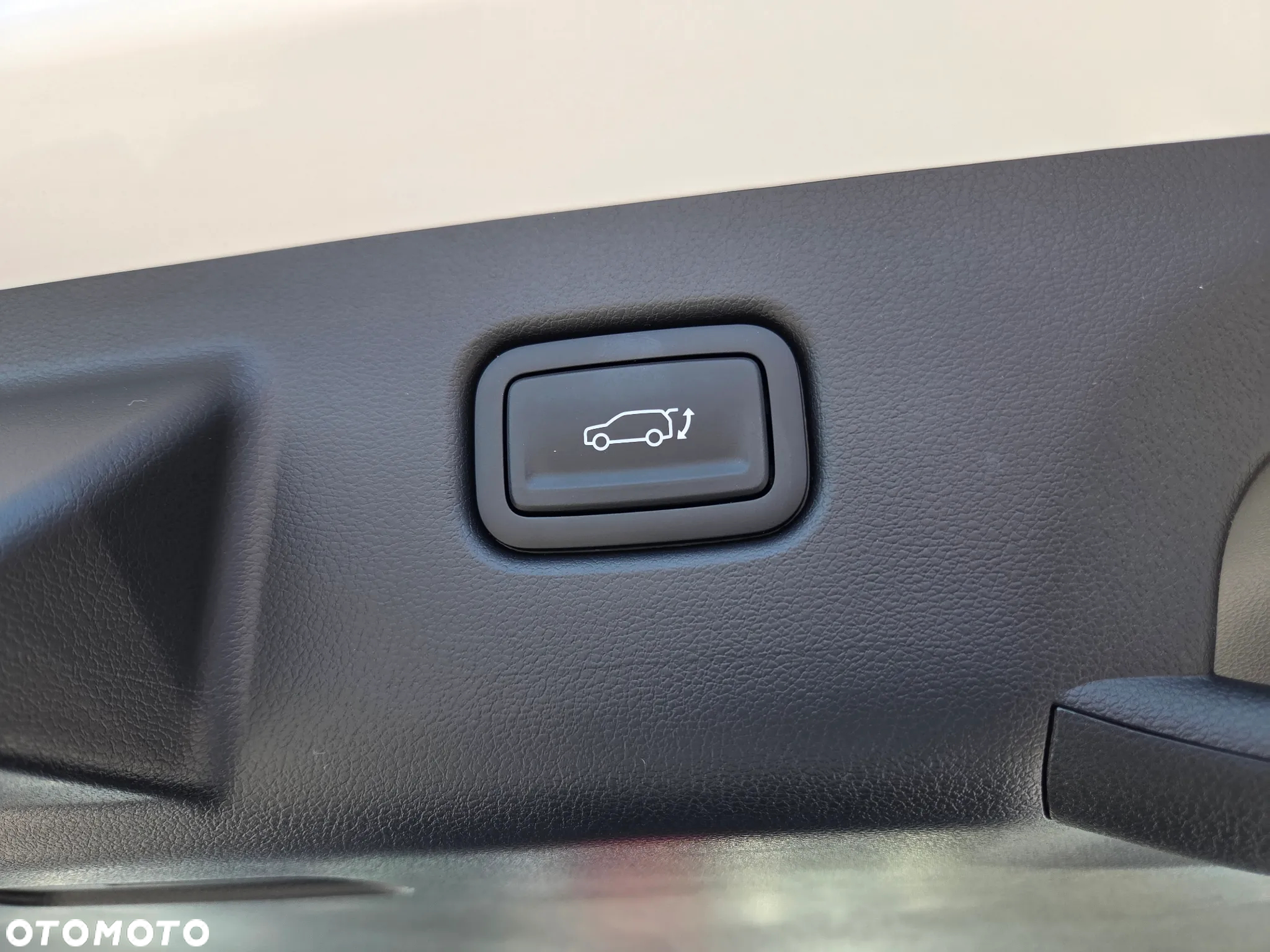 Hyundai Kona 1.6 GDI Hybrid Executive DCT - 10