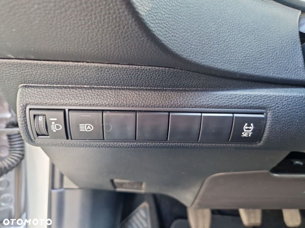 Toyota Corolla - 13