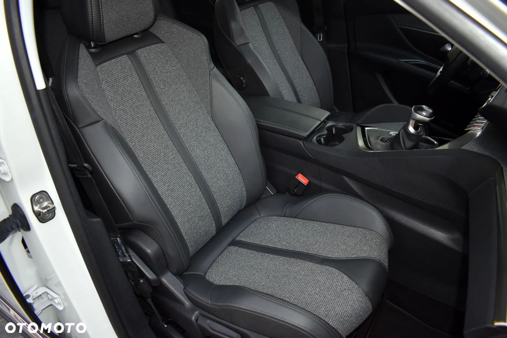 Peugeot 5008 BlueHDi 130 Allure Pack - 35