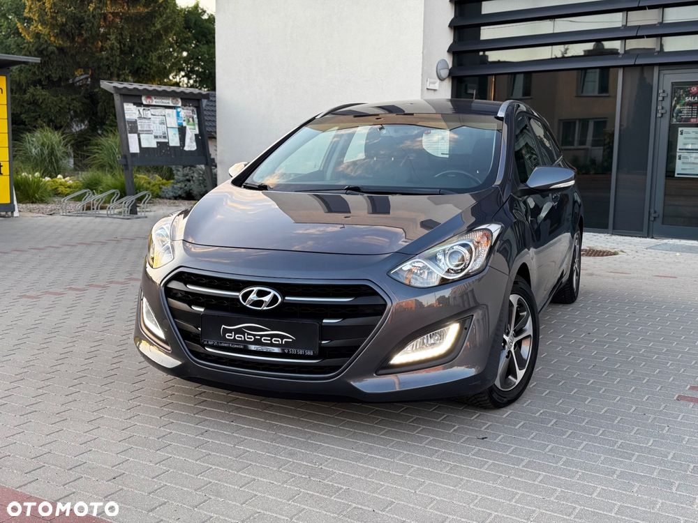 Hyundai i30 1.4 Passion Plus - 11