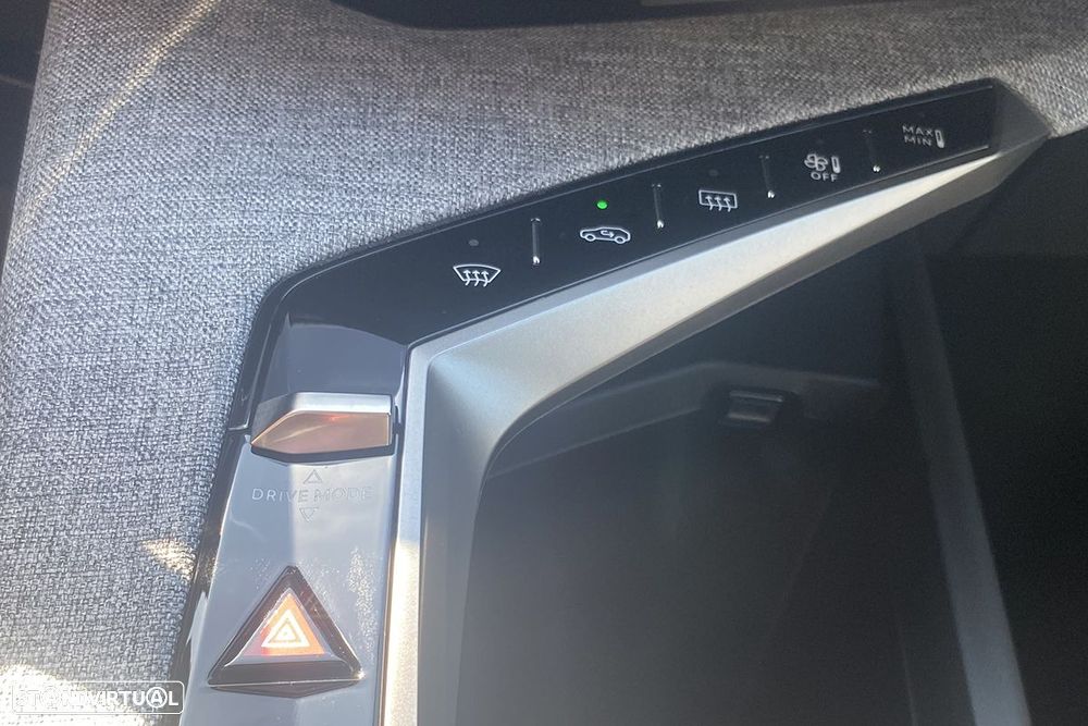 Peugeot E-3008 73 kWh Allure - 10