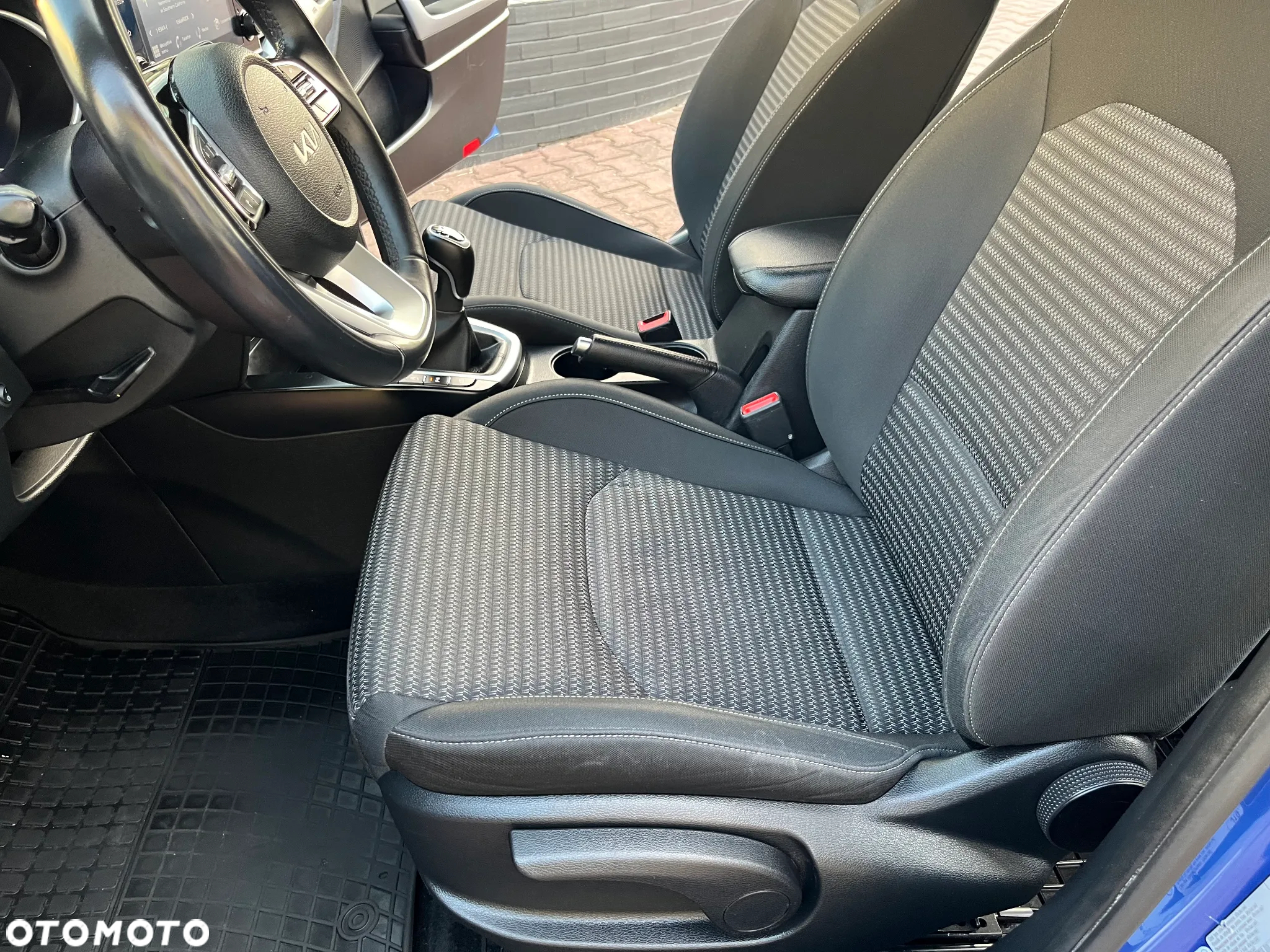 Kia Ceed 1.5 T-GDI M - 16