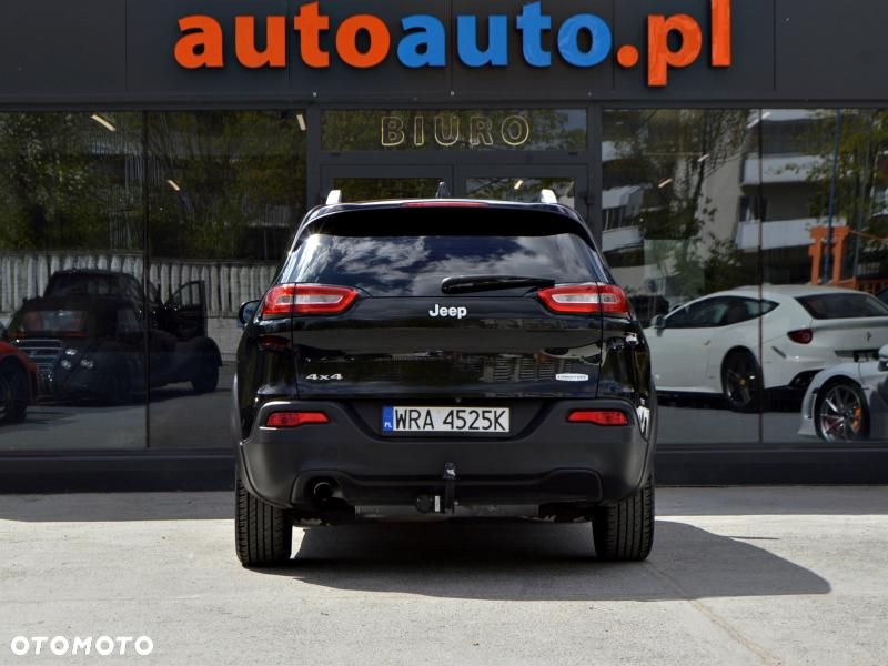 Jeep Cherokee - 2