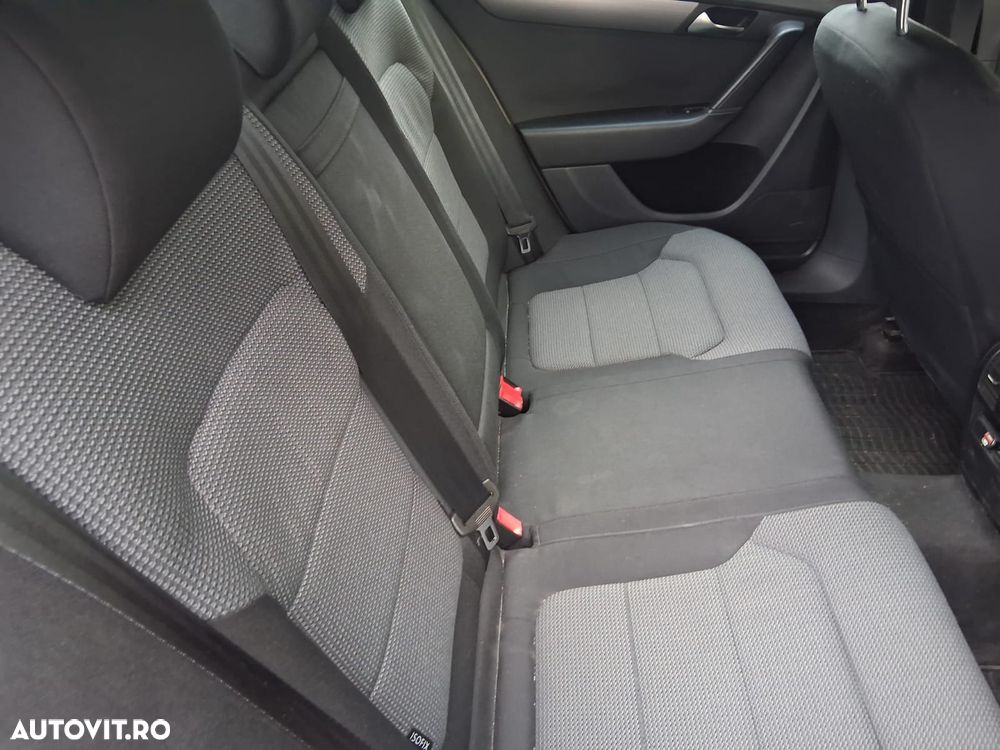 Volkswagen Passat 1.6TDI BlueMotion Tehnology Comfortline - 12