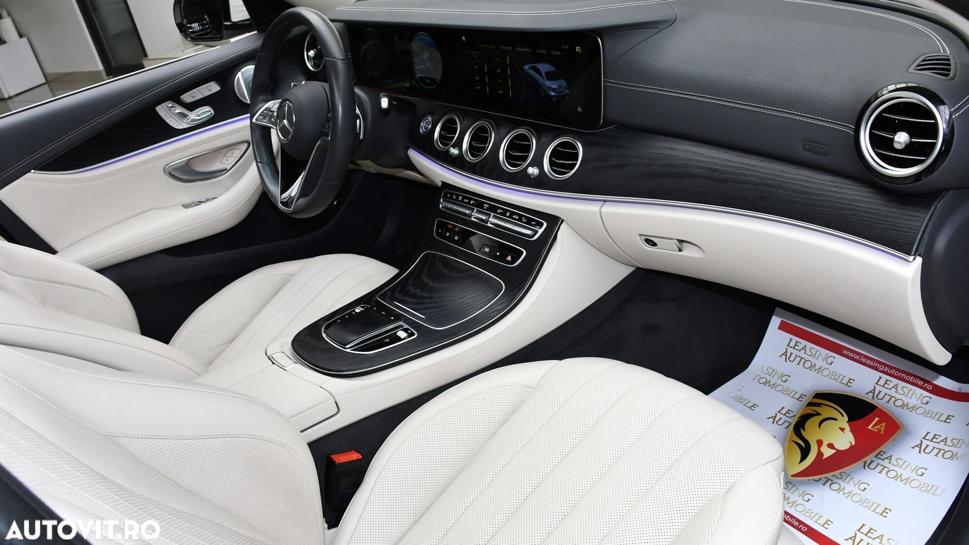 Mercedes-Benz E 300 4Matic 9G-TRONIC Exclusive - 9