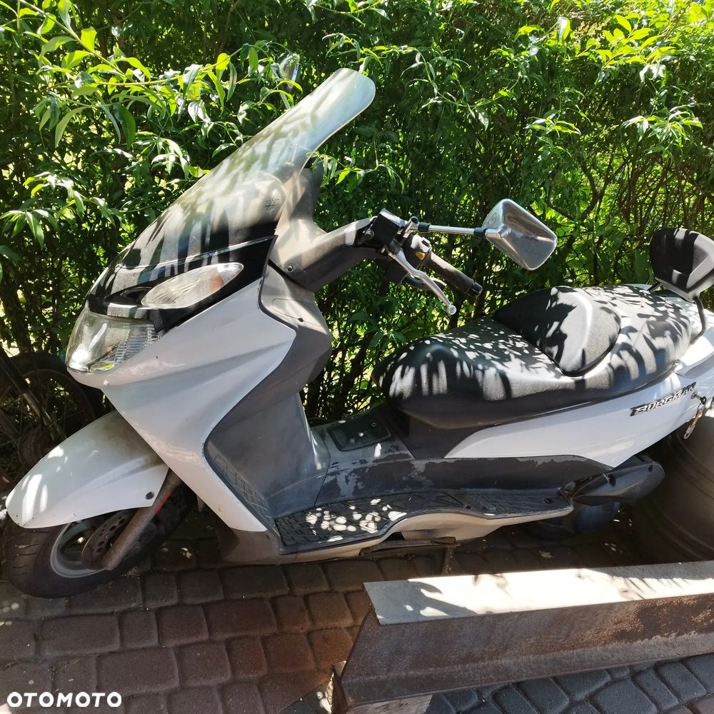 Suzuki Burgman - 3