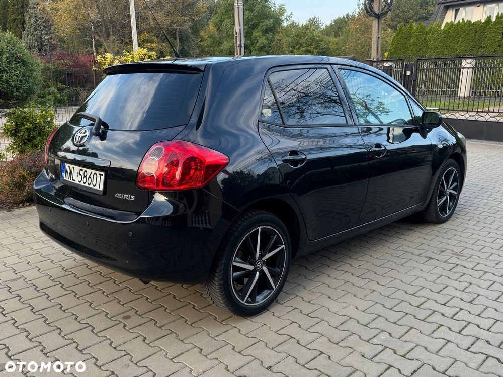 Toyota Auris 1.6 VVT-i Prestige Start - 2