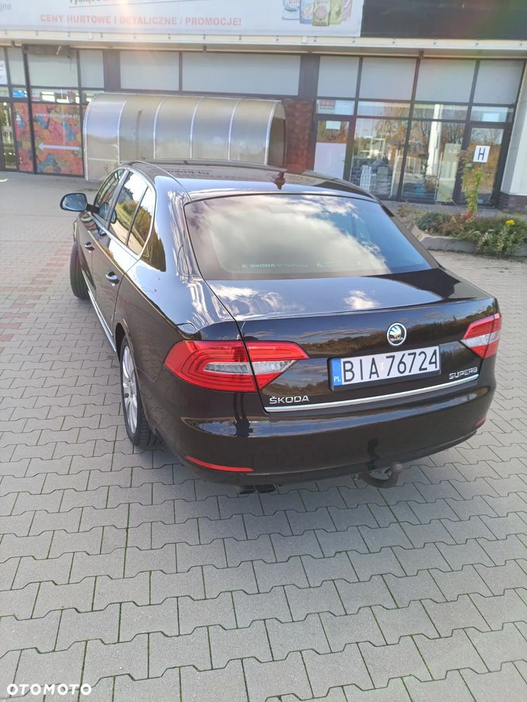 Skoda Superb 2.0 TDI Elegance - 2