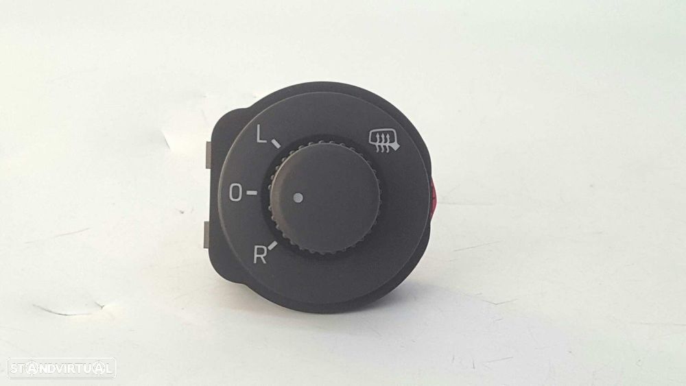 CONTROLADOR DE VISÃO TRASEIRA SKODA FABIA AMBITION - 1