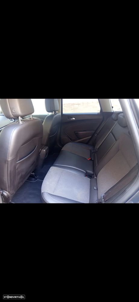 Opel Astra Sports Tourer ver-1-7-cdti-cosmo - 16