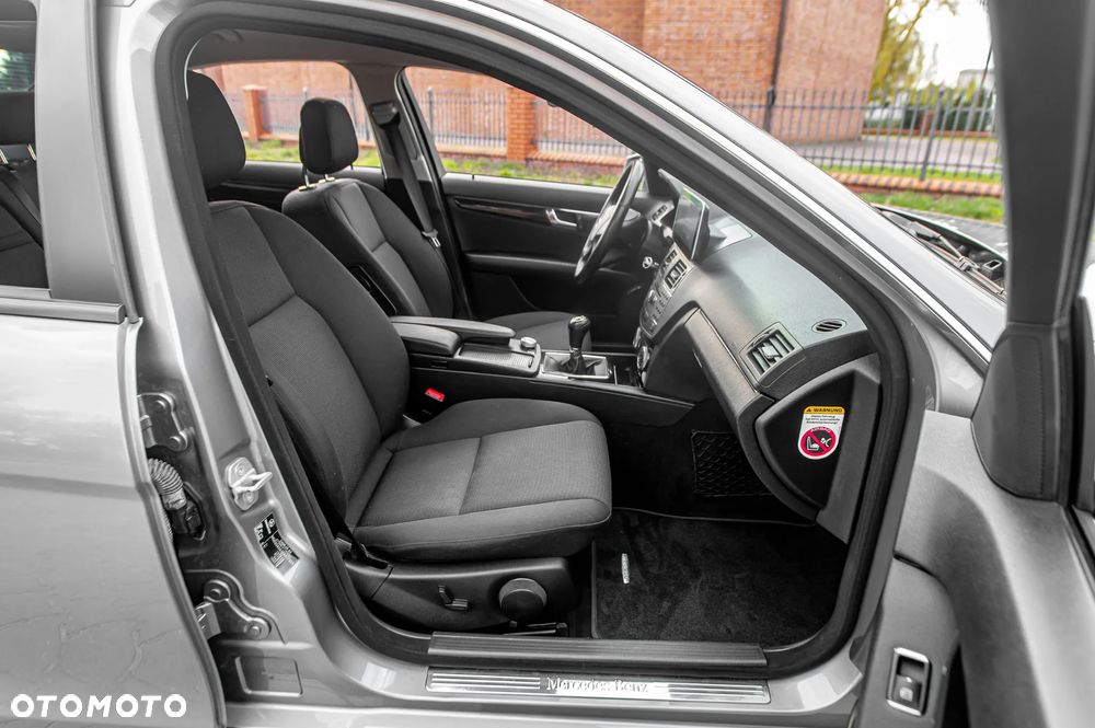 Mercedes-Benz Klasa C 200 Kompressor Avantgarde - 7