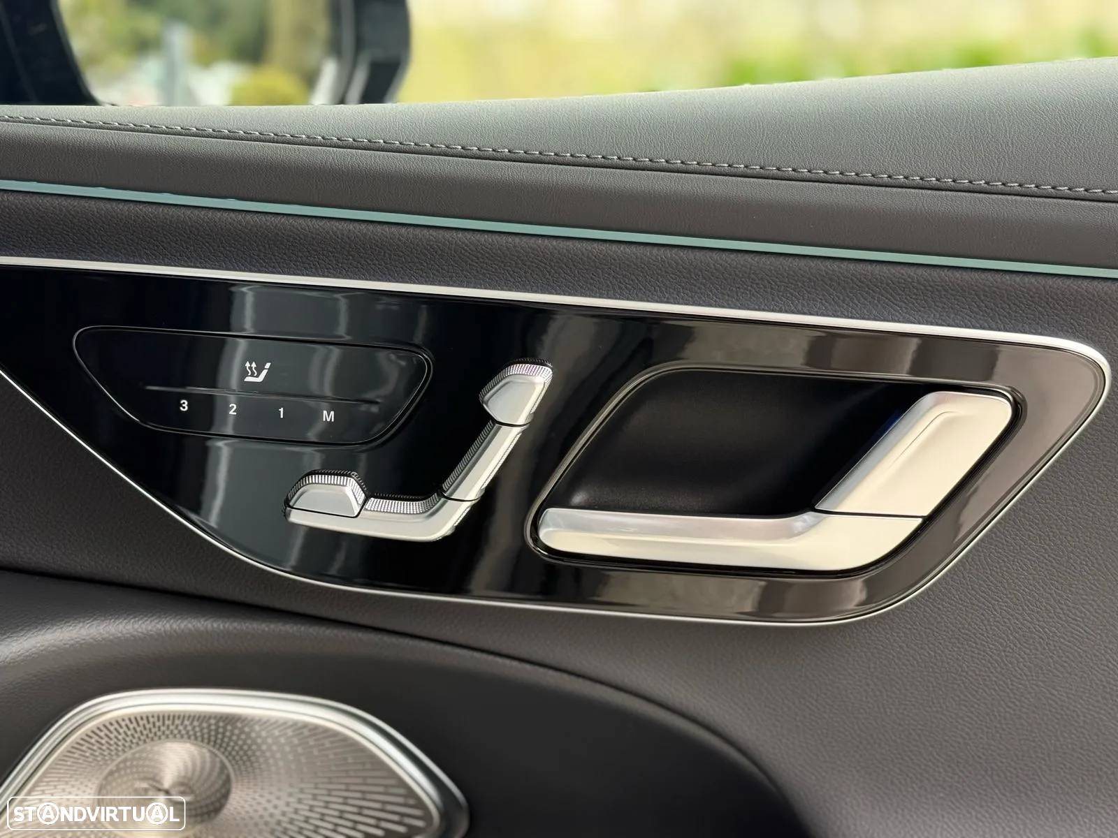 Mercedes-Benz E 300 de Avantgarde 4Matic - 11
