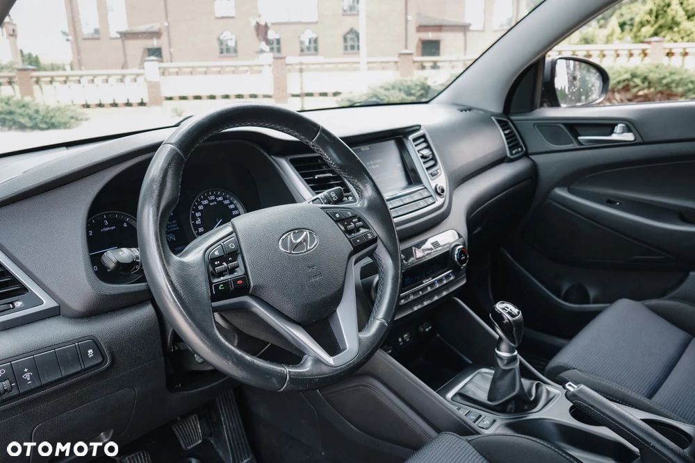 Hyundai Tucson blue 1.7 CRDi 2WD Advantage - 24
