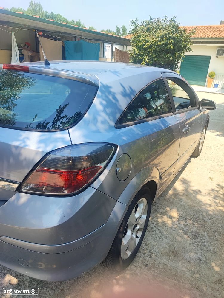Opel Astra GTC 1.3 CDTI - 1