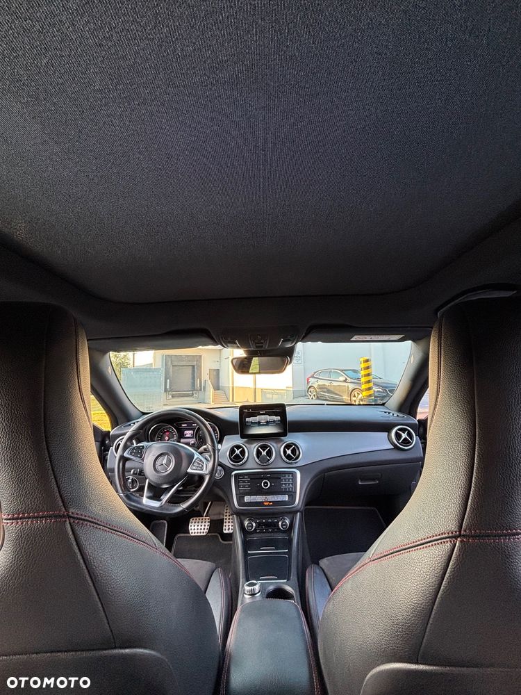Mercedes-Benz CLA 220 4-Matic AMG Line - 21