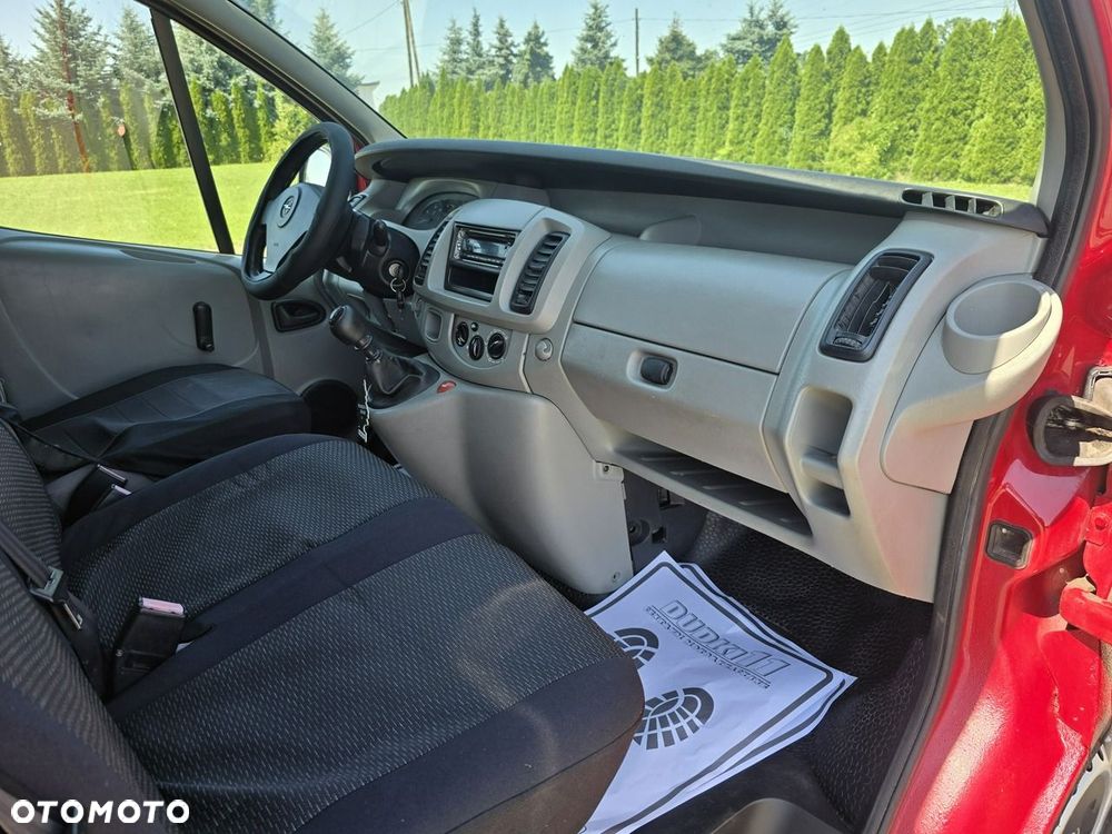 Opel Vivaro - 17