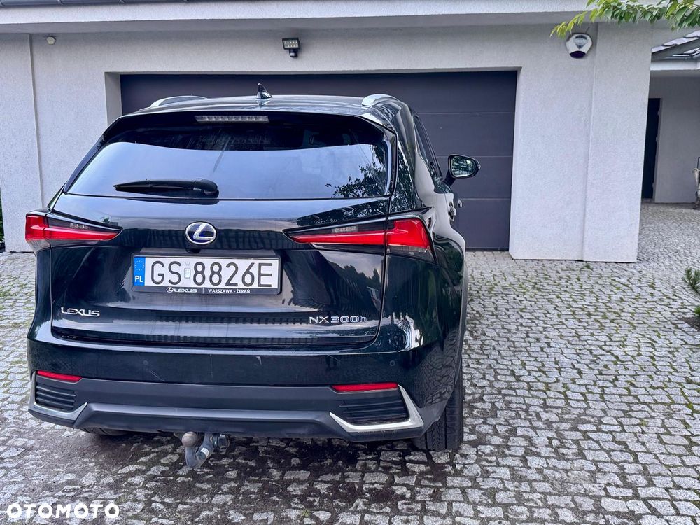 Lexus NX 300 F Impression AWD - 6