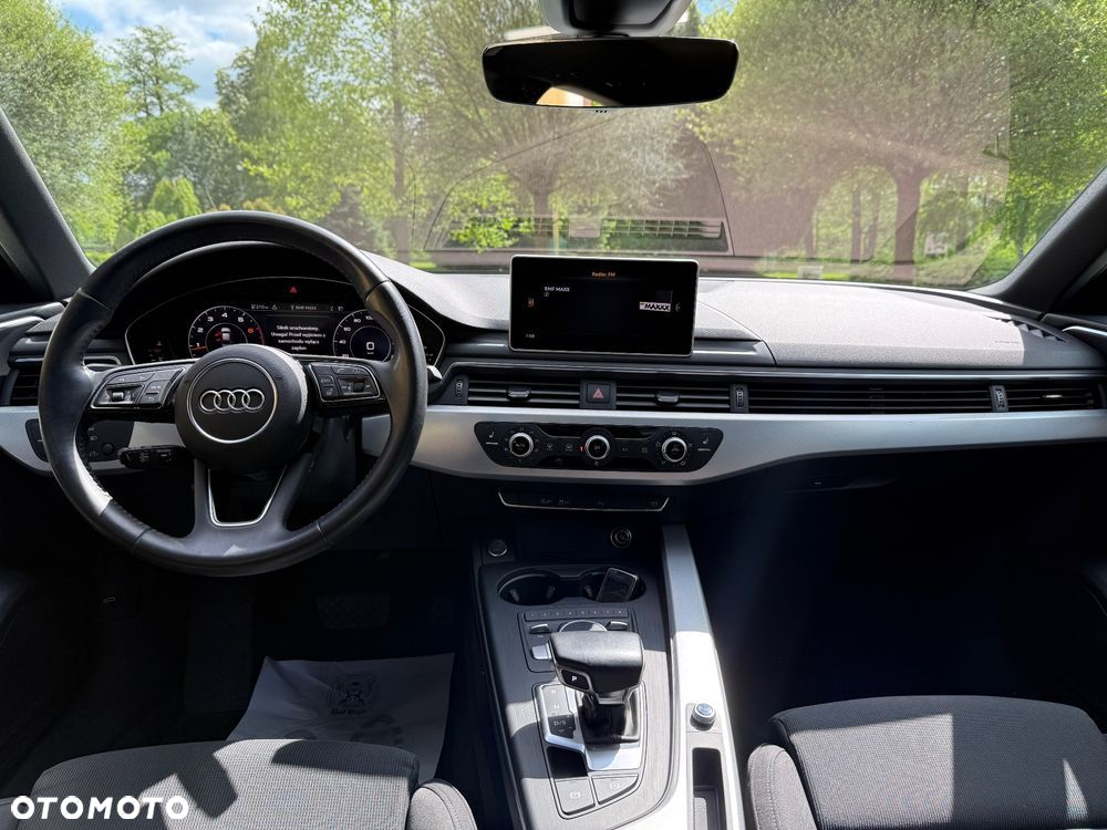 Audi A4 35 TFSI Sport S tronic - 26
