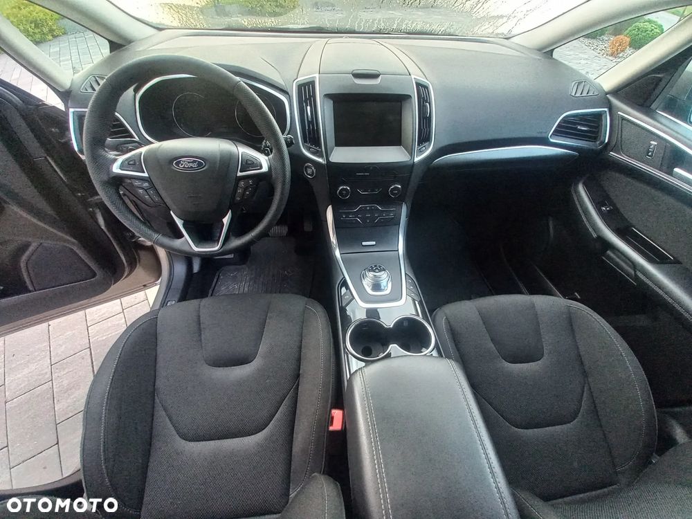Ford S-Max 2.0 EcoBlue Titanium - 3