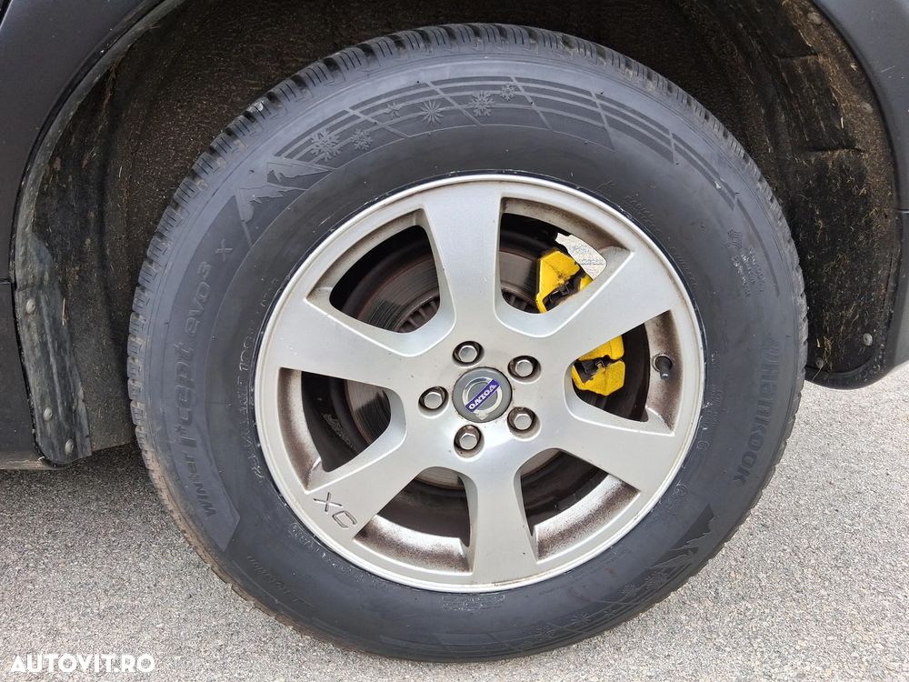 Volvo XC 60 2.4D AWD Kinetic - 10