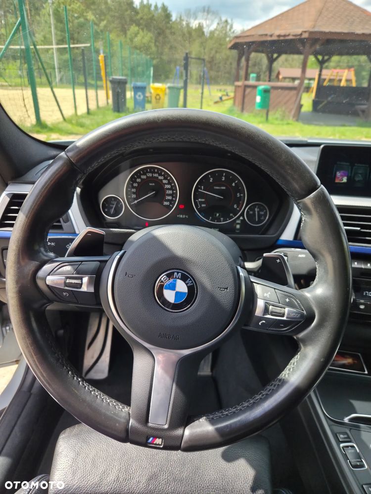 BMW Seria 3 320d xDrive M Sport Shadow - 12
