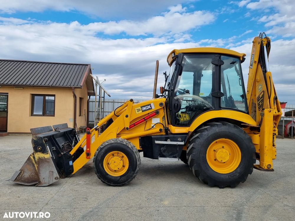 JCB 3CX - 9