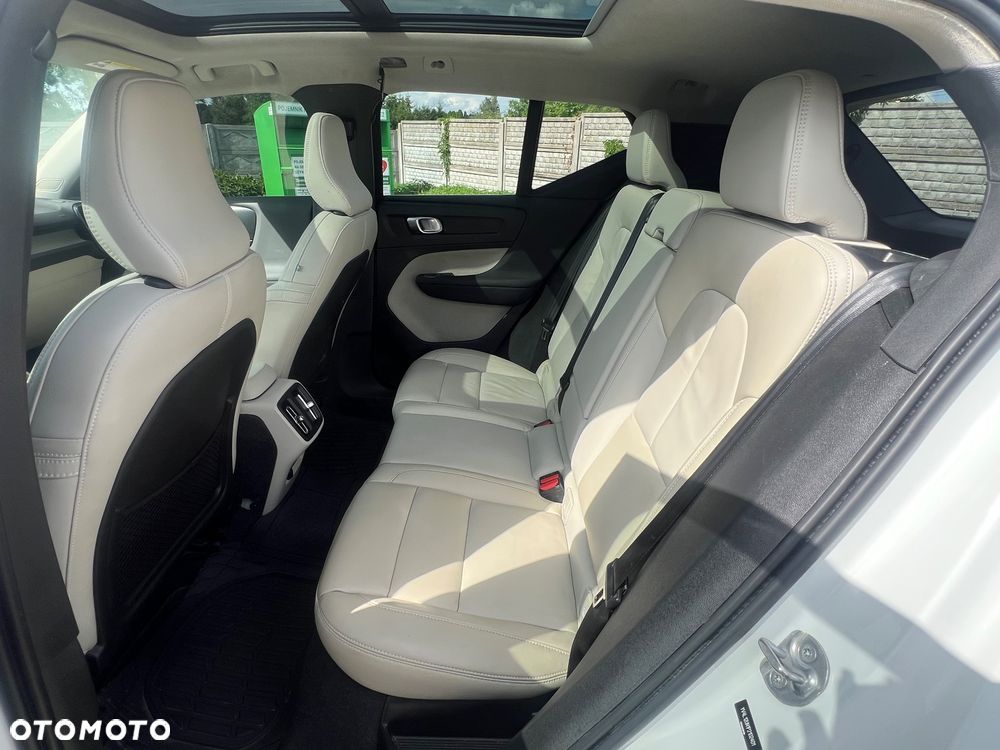 Volvo XC 40 B5 AWD Ultimate Bright - 18