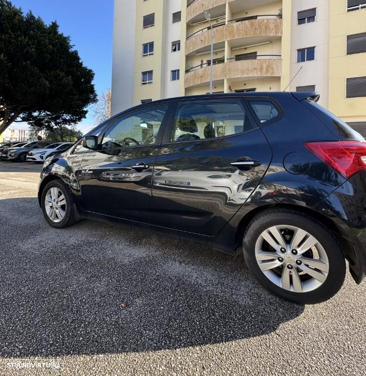 Hyundai ix20 - 3