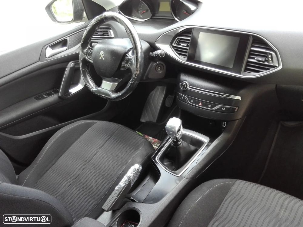 Peugeot 308 SW 1.6 e-HDi Active - 4