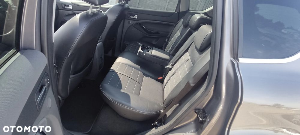 Ford Kuga 2.0 TDCi 4x4 Individual - 26