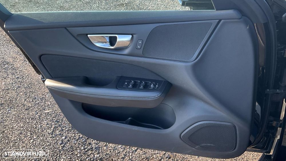 Volvo V60 2.0 T6 AWD TE Inscription Expression - 16