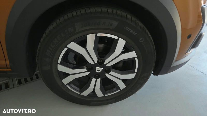 Dacia Sandero Stepway TCe 90 MT6 Comfort - 6