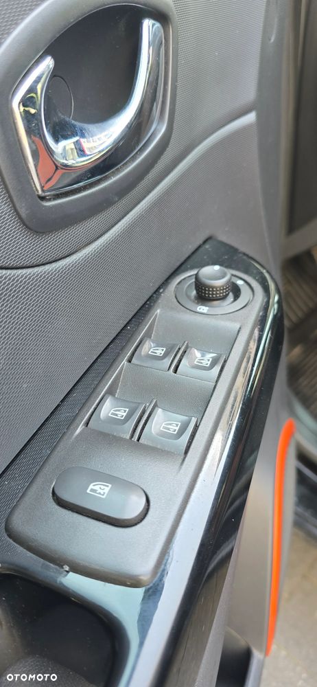 Renault Captur 1.5 dCi Energy Intens - 7