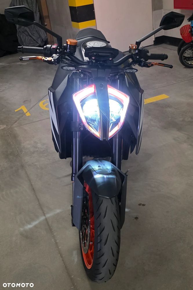 KTM Super Duke - 14